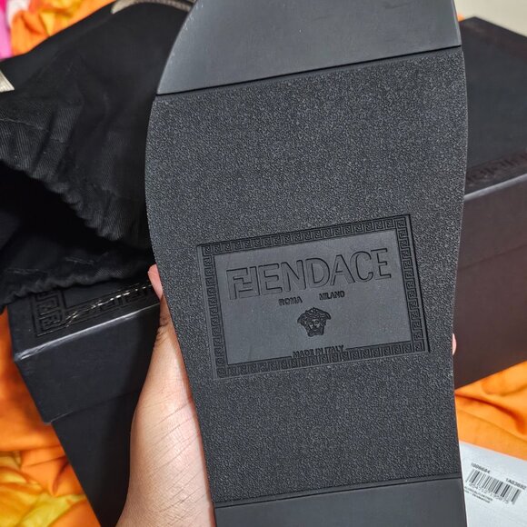 Pool Slide Vitello St FENDACE Gold Baroque Multicolor-Oro VERSACE size 5 - Picture 9 of 9